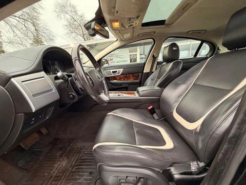 2015 Jaguar XF 3.0 Portfolio