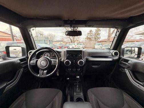 2015 Jeep Wrangler Unlimited Sahara