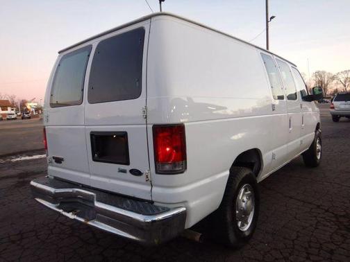 2010 Ford E250 Cargo