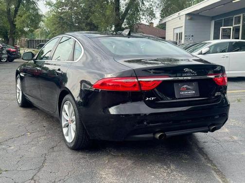 2018 Jaguar XF 25t Premium