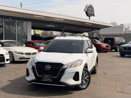 Fresh Powder 2021 Nissan Kicks SV
