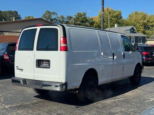 2011 Chevrolet Express 2500 Work Van