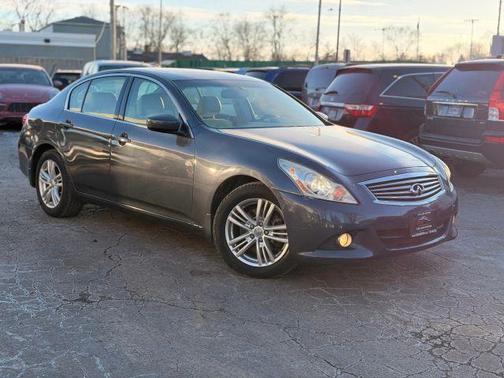 2013 INFINITI G37x Base