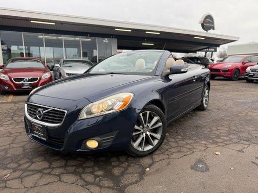 2012 Volvo C70 T5
