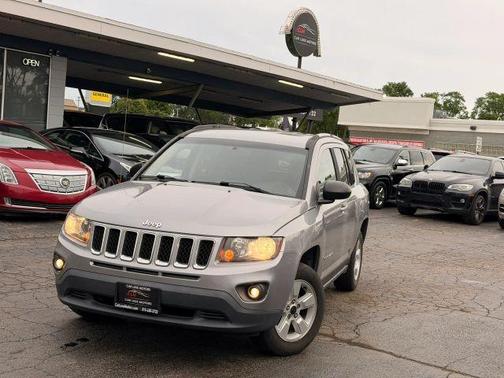Silver 2016 Jeep Compass Sport