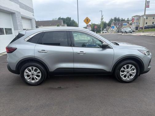 ICONIC SILVER METALLIC 2024 Ford Escape ACTIVE