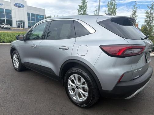 ICONIC SILVER METALLIC 2024 Ford Escape ACTIVE