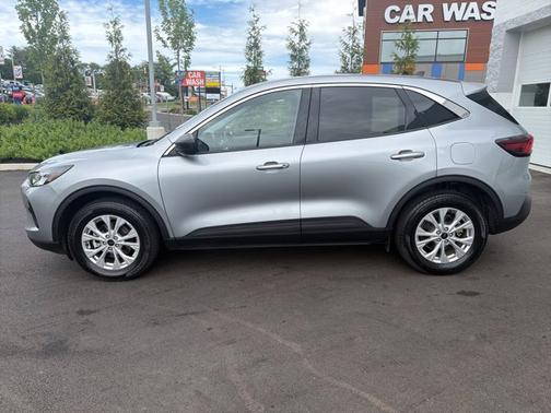 ICONIC SILVER METALLIC 2024 Ford Escape ACTIVE