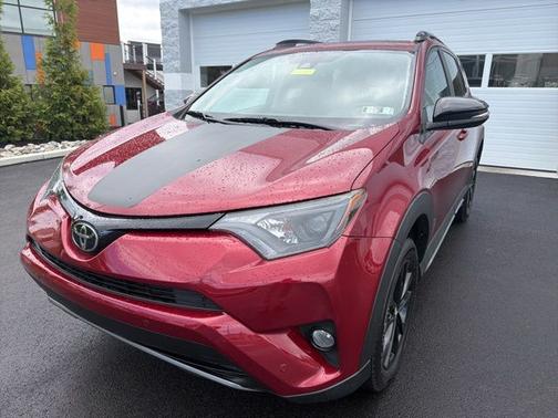 Pearl 2018 Toyota RAV4 XLE