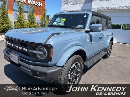 AZURE GRAY MET TRI-COAT 2025 Ford Bronco OUTER BANKS