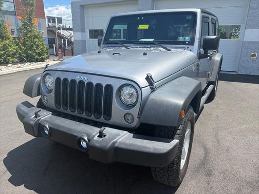 Billet Silver Metallic Clearcoat 2017 Jeep Wrangler Unlimited SPORT