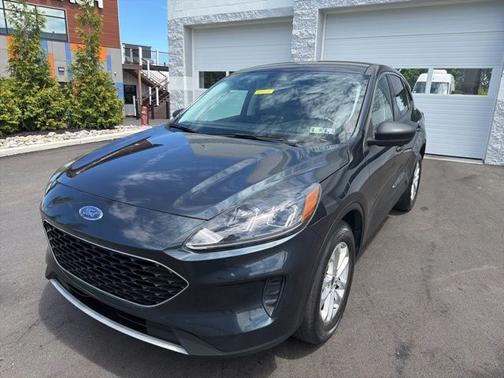 STONE BLUE METALLIC 2022 Ford Escape SE