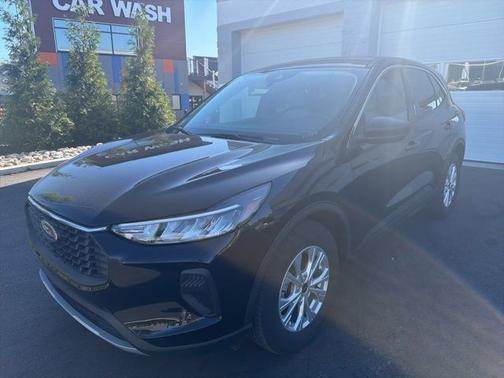 AGATE BLACK METALLIC 2023 Ford Escape ACTIVE