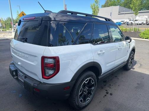OXFORD WHITE 2025 Ford Bronco Sport OUTER BANKS