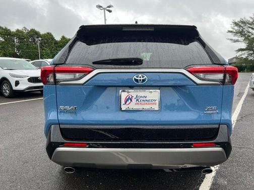 2024 Toyota RAV4 XSE