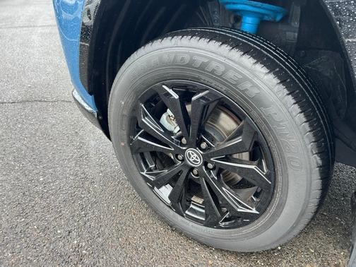 2024 Toyota RAV4 XSE