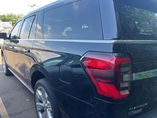2022 Ford Expedition PLATINUM