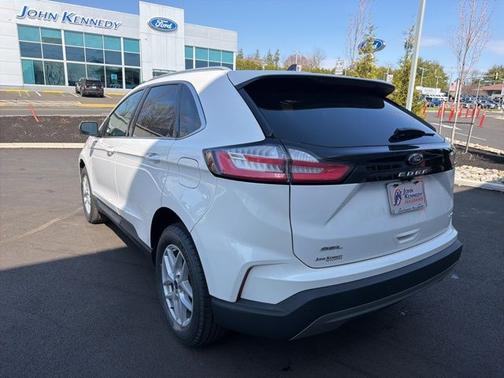 STAR WHITE 2022 Ford Edge SEL