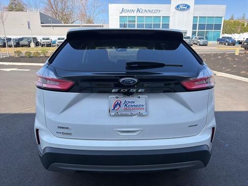 STAR WHITE 2022 Ford Edge SEL