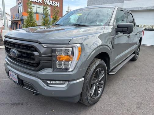 LEAD FOOT 2021 Ford F-150 XLT