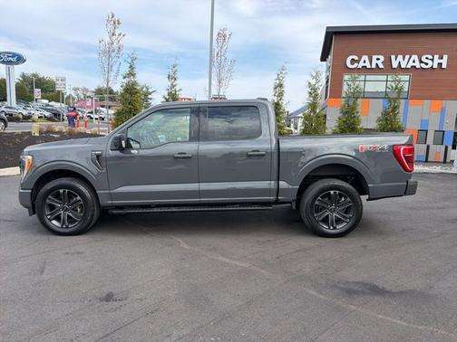 LEAD FOOT 2021 Ford F-150 XLT