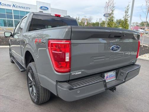 LEAD FOOT 2021 Ford F-150 XLT