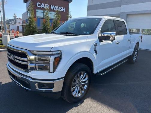 OXFORD WHITE 2025 Ford F-150 LARIAT