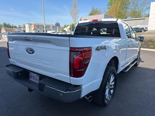 OXFORD WHITE 2025 Ford F-150 LARIAT