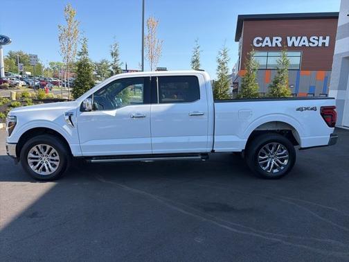 OXFORD WHITE 2025 Ford F-150 LARIAT