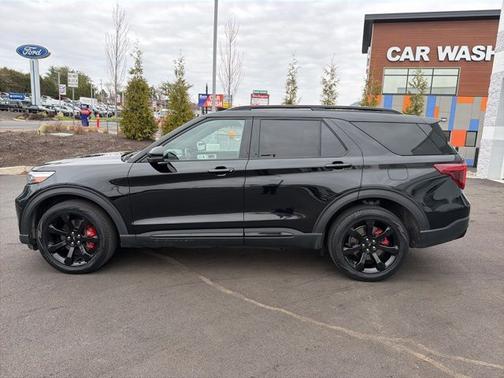 AGATE BLACK METALLIC 2023 Ford Explorer ST