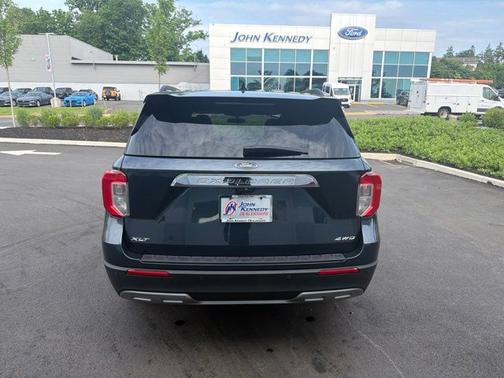 STONE BLUE METALLIC 2023 Ford Explorer XLT