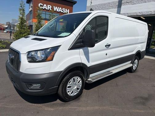 OXFORD WHITE 2025 Ford Transit-250 BASE