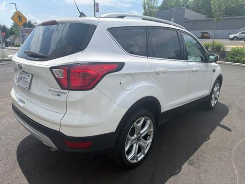 WHITE PLATINUM MET TRI-COAT 2019 Ford Escape TITANIUM