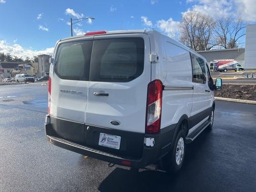 2024 Ford Transit-250 BASE