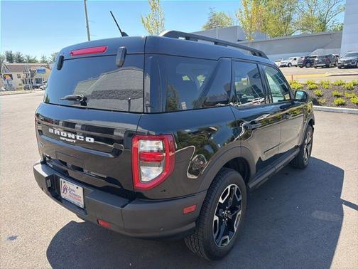 SHADOW BLACK 2022 Ford Bronco Sport OUTER BANKS