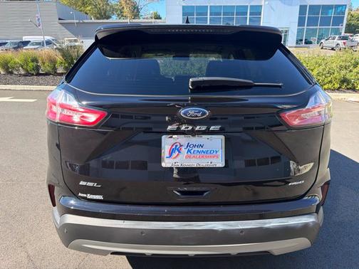 AGATE BLACK METALLIC 2024 Ford Edge SEL