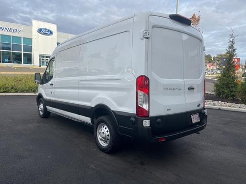 2024 Ford Transit-250 148 WB MEDIUM ROOF CARGO