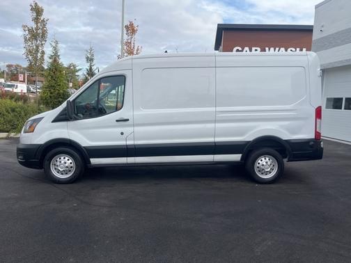 2024 Ford Transit-250 148 WB MEDIUM ROOF CARGO