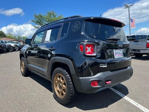 2017 Jeep Renegade TRAILHAWK