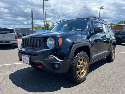 2017 Jeep Renegade TRAILHAWK