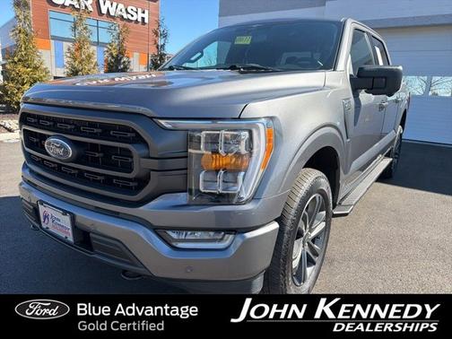 CARBONIZED GRAY METALLIC 2023 Ford F-150 XLT