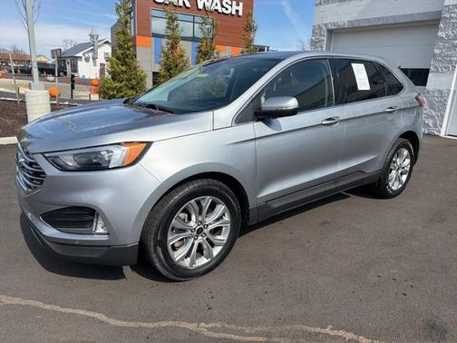 ICONIC SILVER 2024 Ford Edge TITANIUM