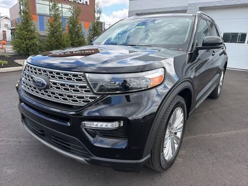 AGATE BLACK METALLIC 2022 Ford Explorer LIMITED
