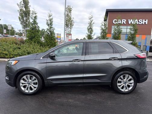 MAGNETIC METALLIC 2020 Ford Edge TITANIUM