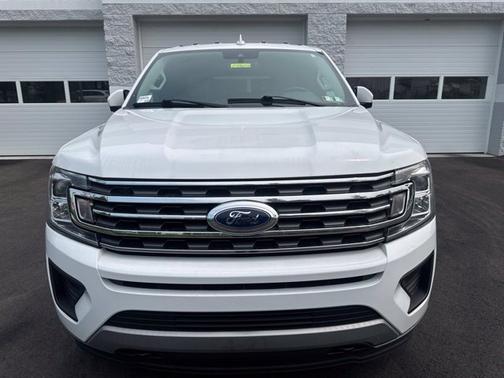 OXFORD WHITE 2021 Ford Expedition XLT