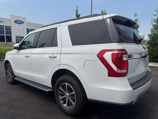 OXFORD WHITE 2021 Ford Expedition XLT