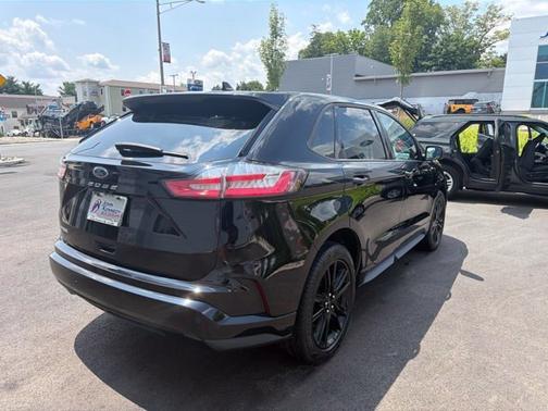 AGATE BLACK METALLIC 2024 Ford Edge ST LINE