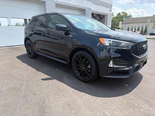 AGATE BLACK METALLIC 2024 Ford Edge ST LINE