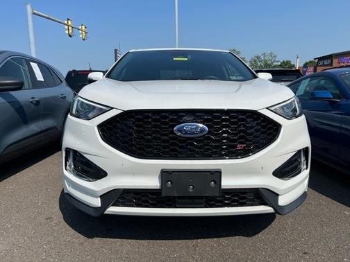2022 Ford Edge ST