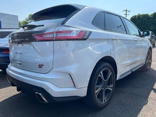 2022 Ford Edge ST